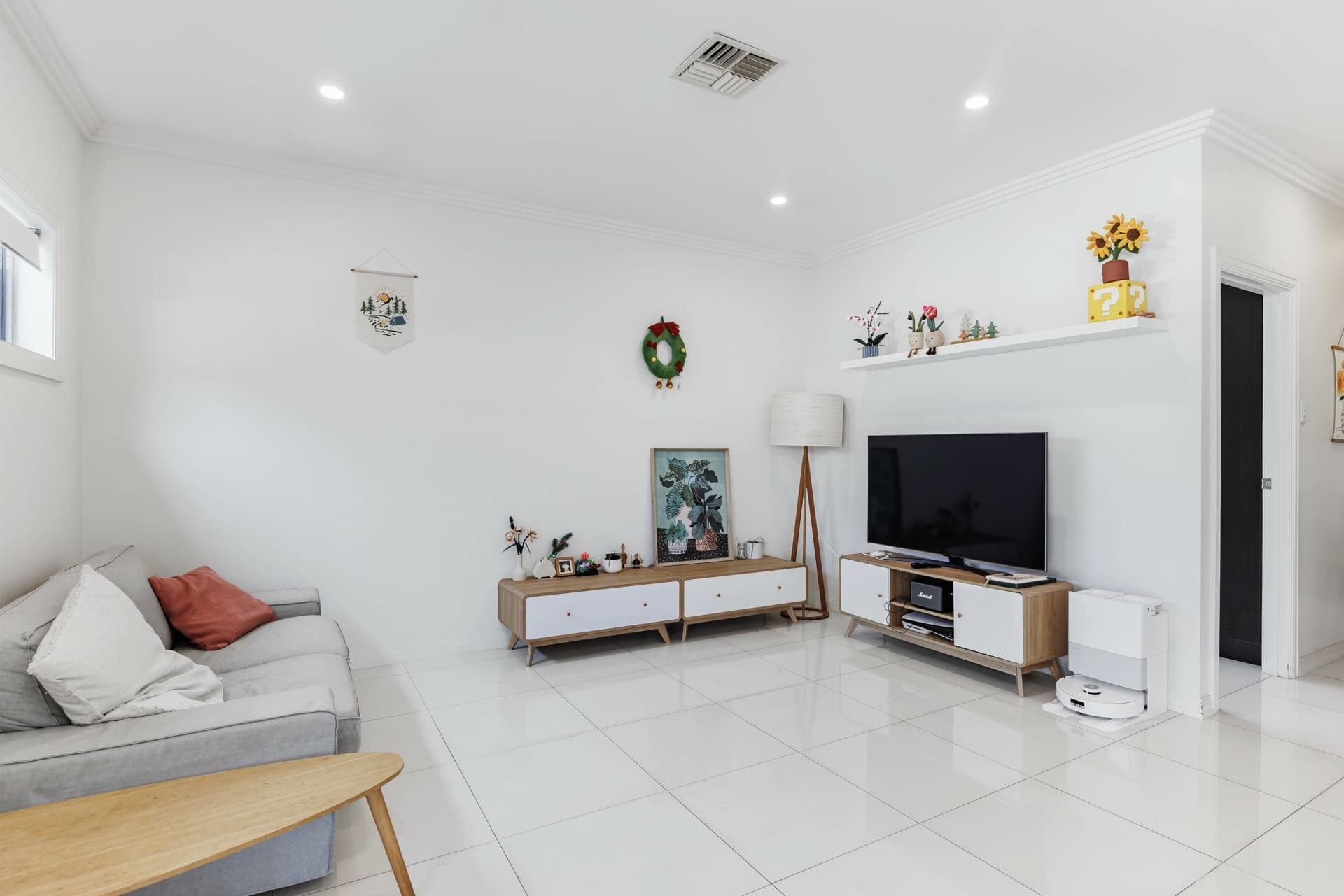 2/4B Ayr Avenue, Seaton, Seaton - Thumbnail 6