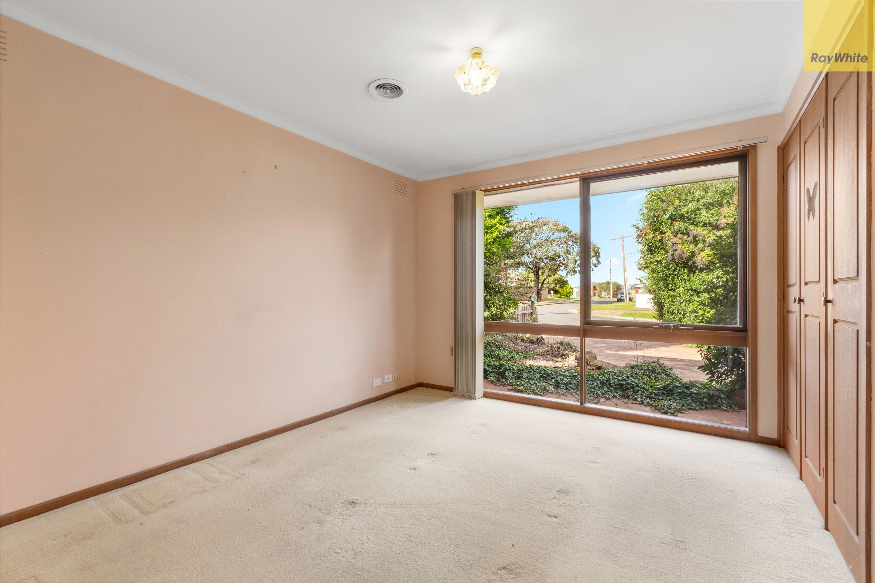 15 Sturt Road, Melton South VIC 3338, Melton South - Thumbnail 6