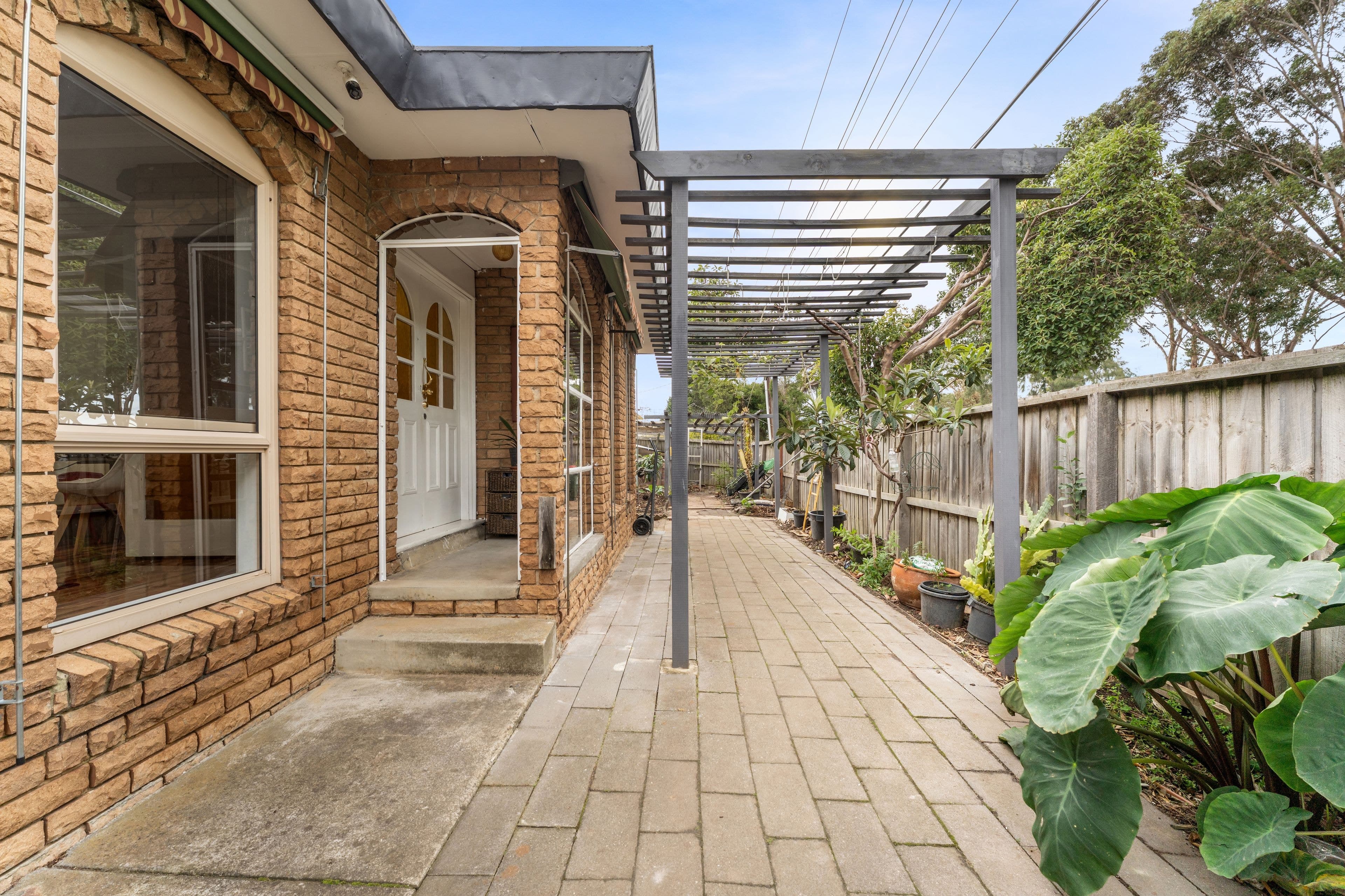 2 Panorama Drive, Forest Hill VIC 3131, Forest Hill - Thumbnail 2