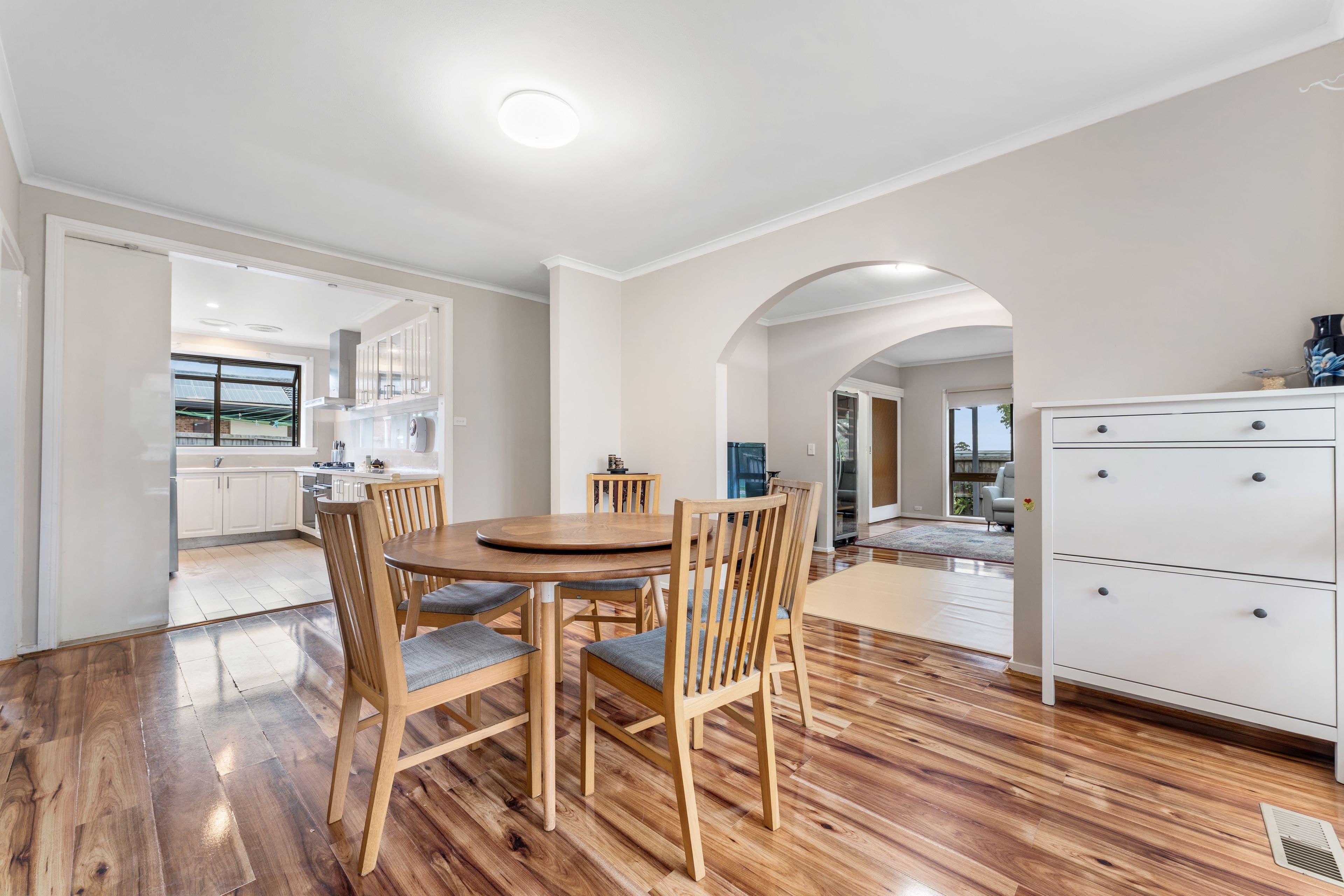 2 Panorama Drive, Forest Hill VIC 3131, Forest Hill - Thumbnail 5