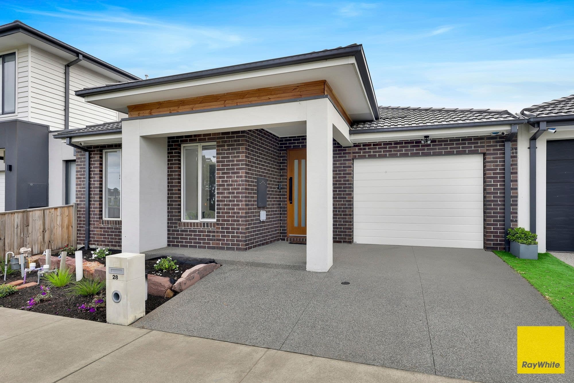 28 Trowbridge Drive, Wollert VIC 3750, Wollert - Thumbnail 2