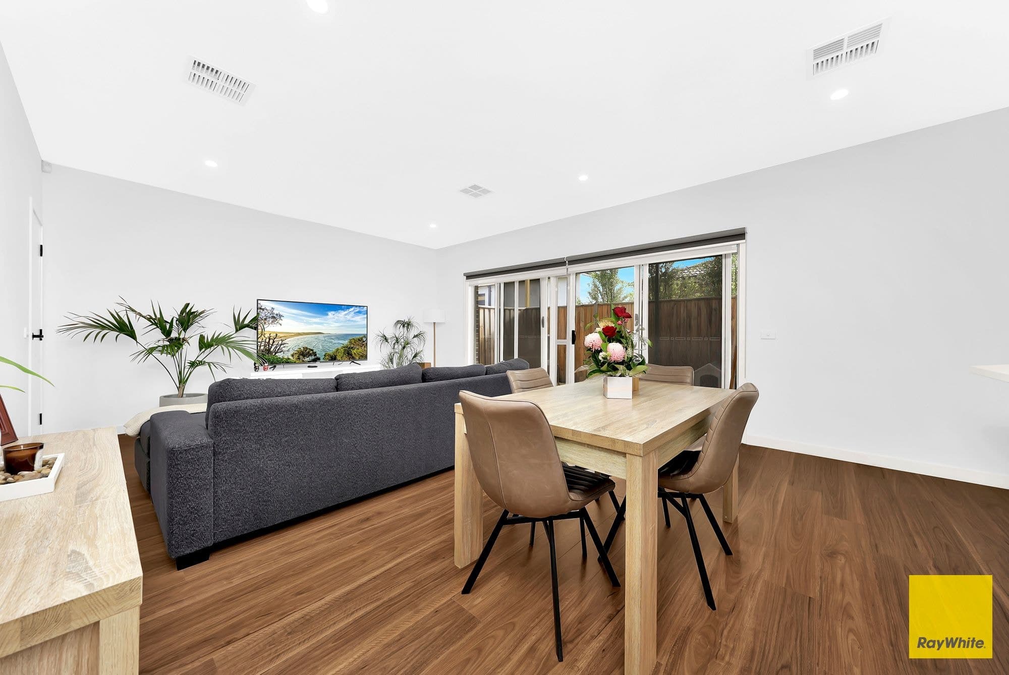 28 Trowbridge Drive, Wollert VIC 3750, Wollert - Thumbnail 5
