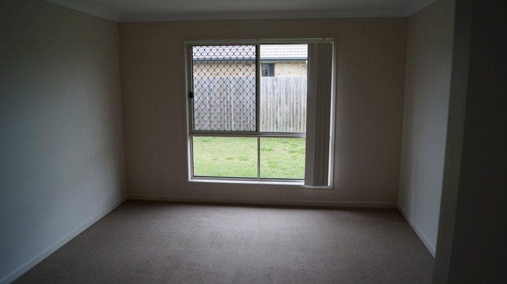 Lowood, Lowood - Thumbnail 6