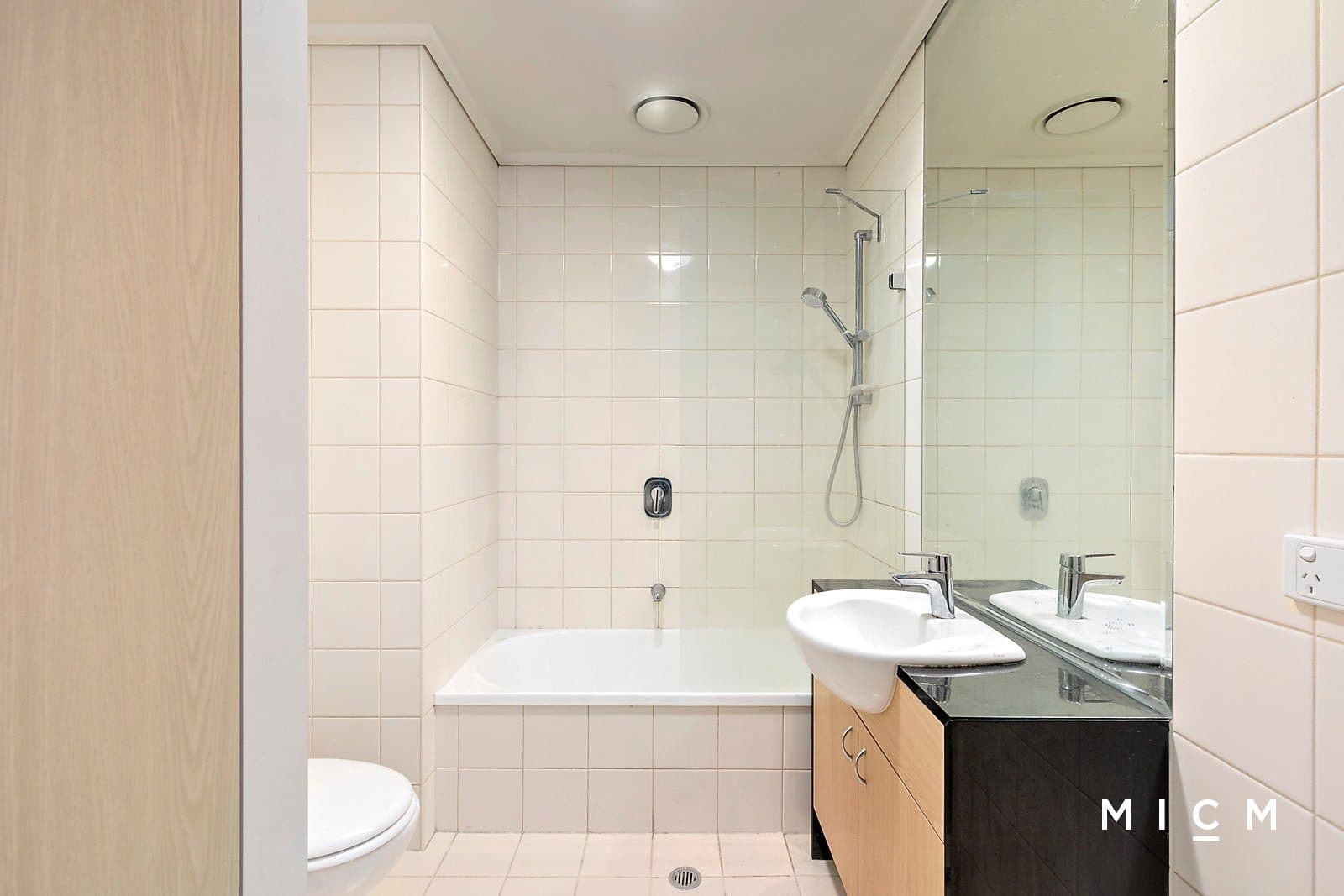 101/83 Whiteman Street, Southbank - Thumbnail 7