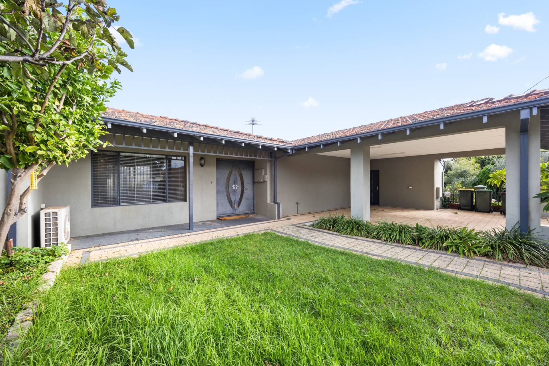 61 Burwood Road, Balcatta - Image 1