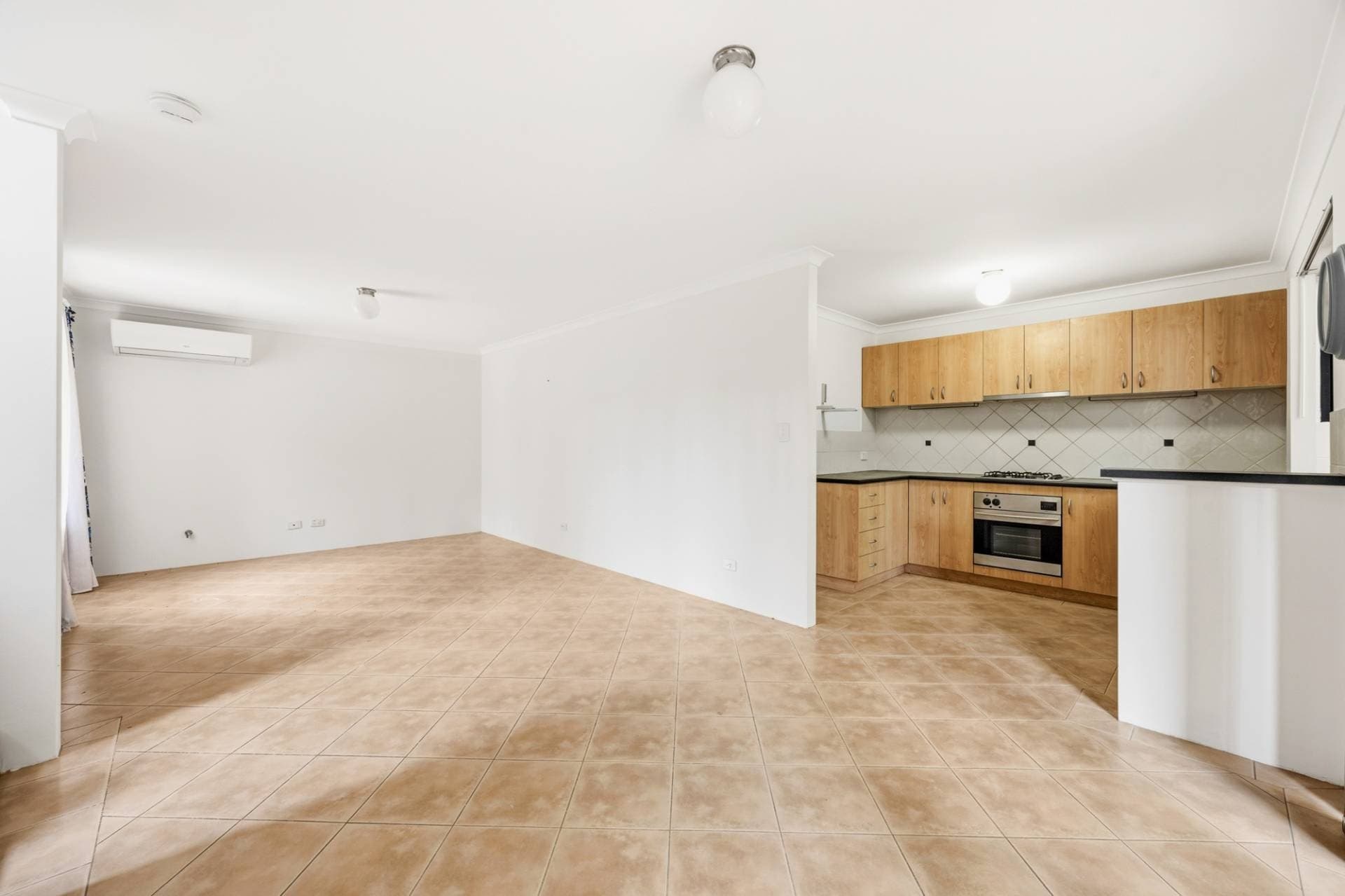 35A Pollard Street, Glendalough - Thumbnail 4