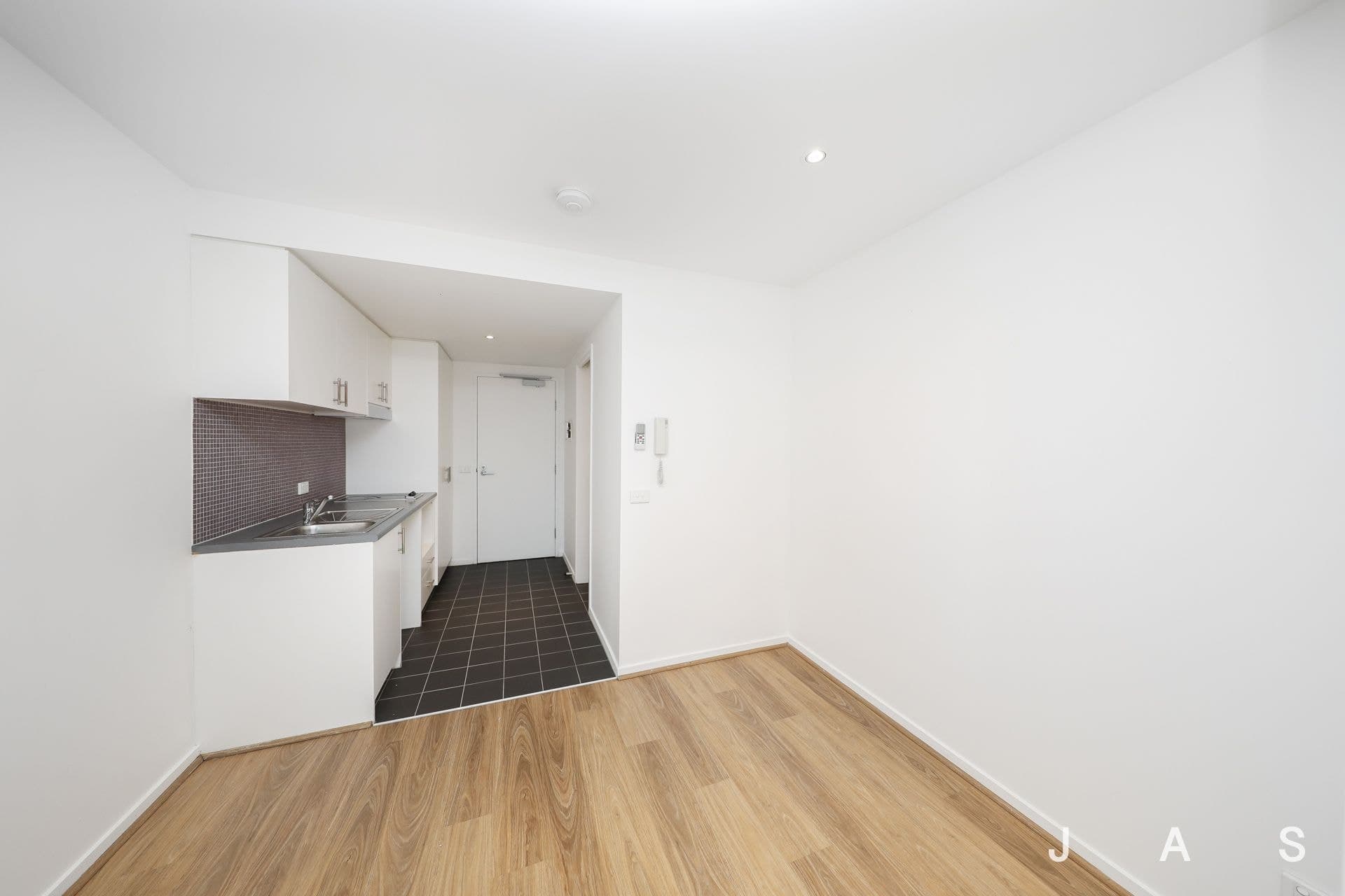 325/51 Gordon Street Footscray VIC, Footscray - Thumbnail 5