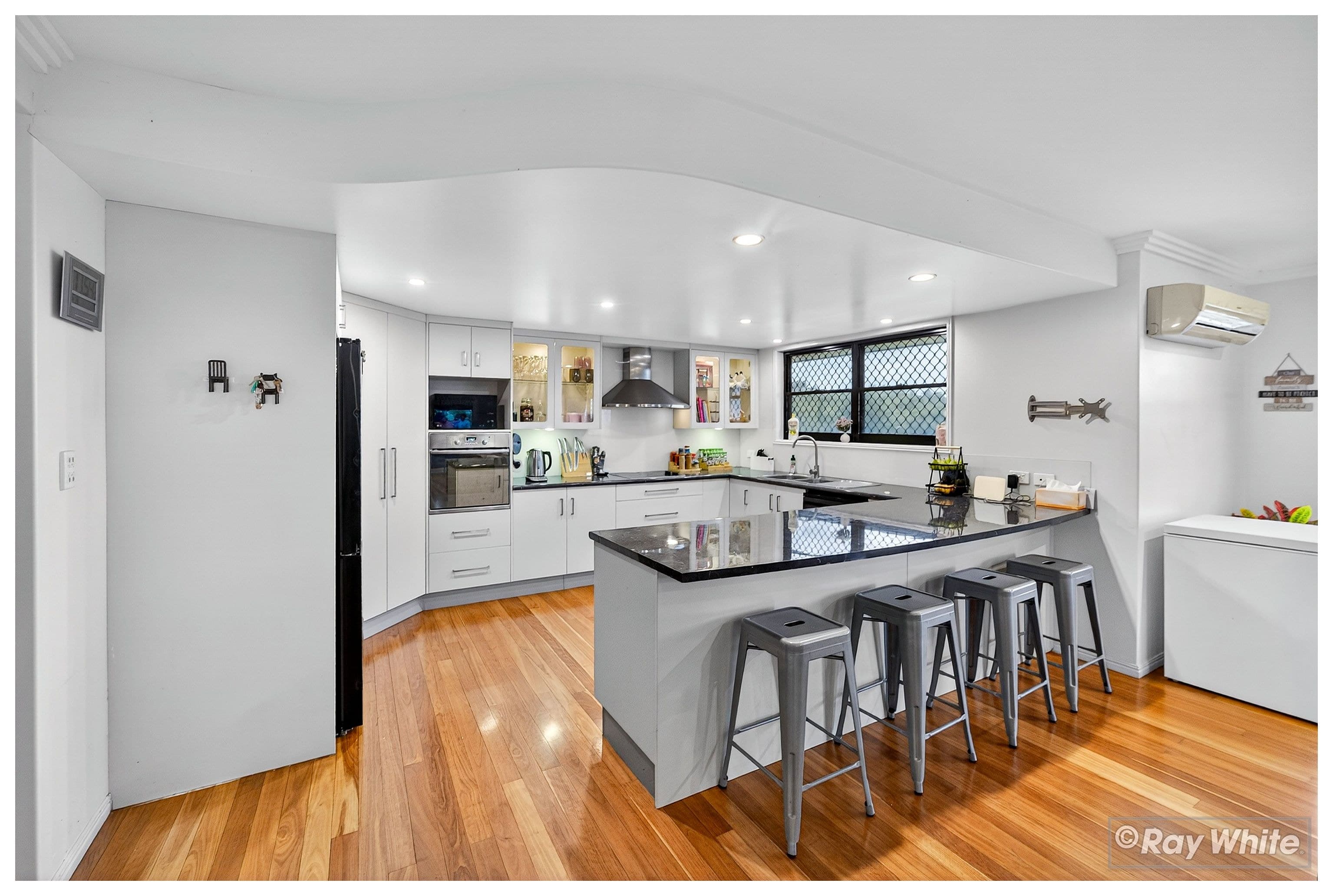 8 Murlay Avenue, Frenchville QLD 4701, Frenchville - Thumbnail 2