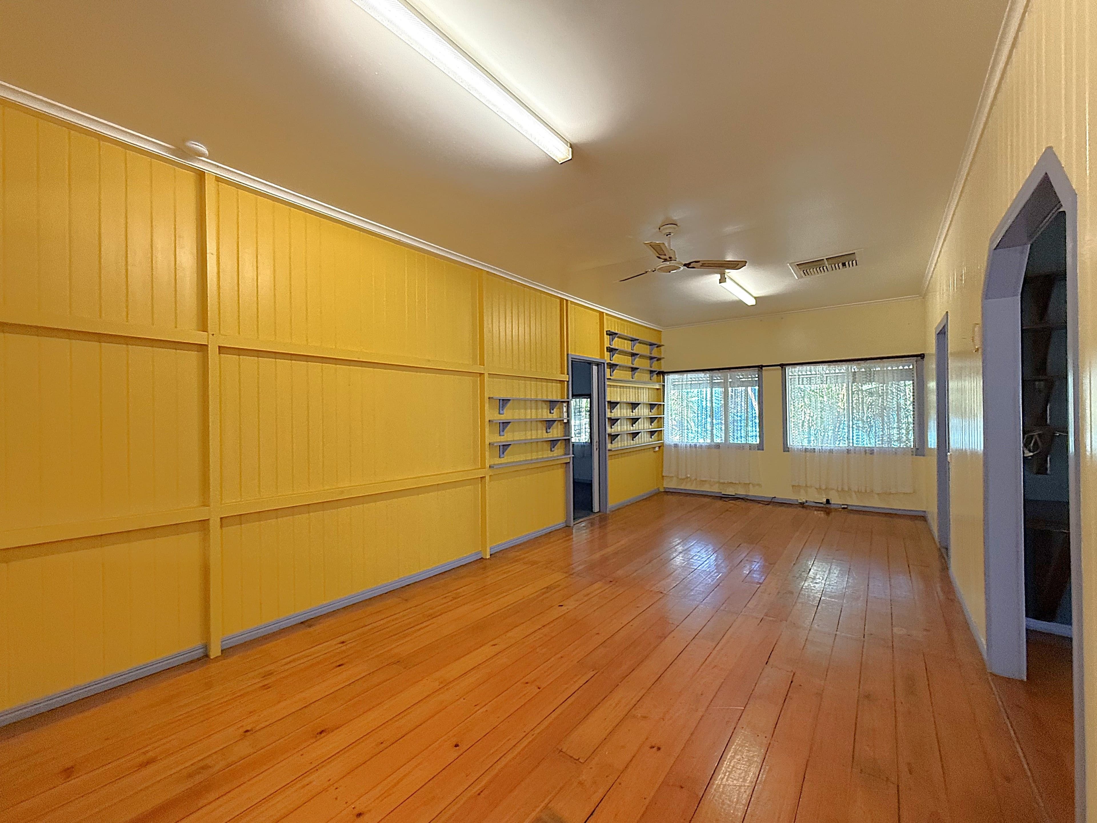 131 Yew Street, Barcaldine QLD 4725, Barcaldine - Thumbnail 6