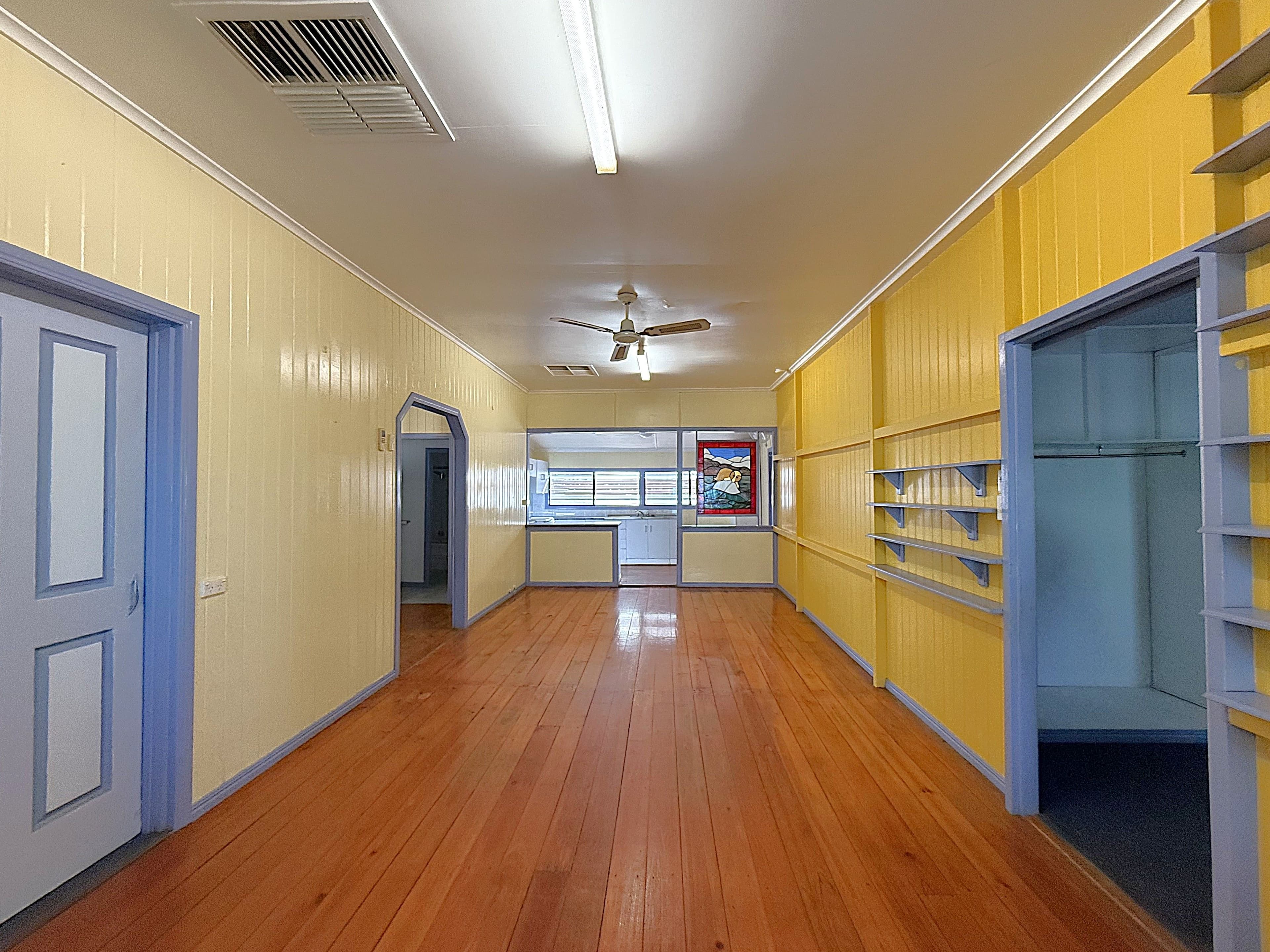 131 Yew Street, Barcaldine QLD 4725, Barcaldine - Thumbnail 8