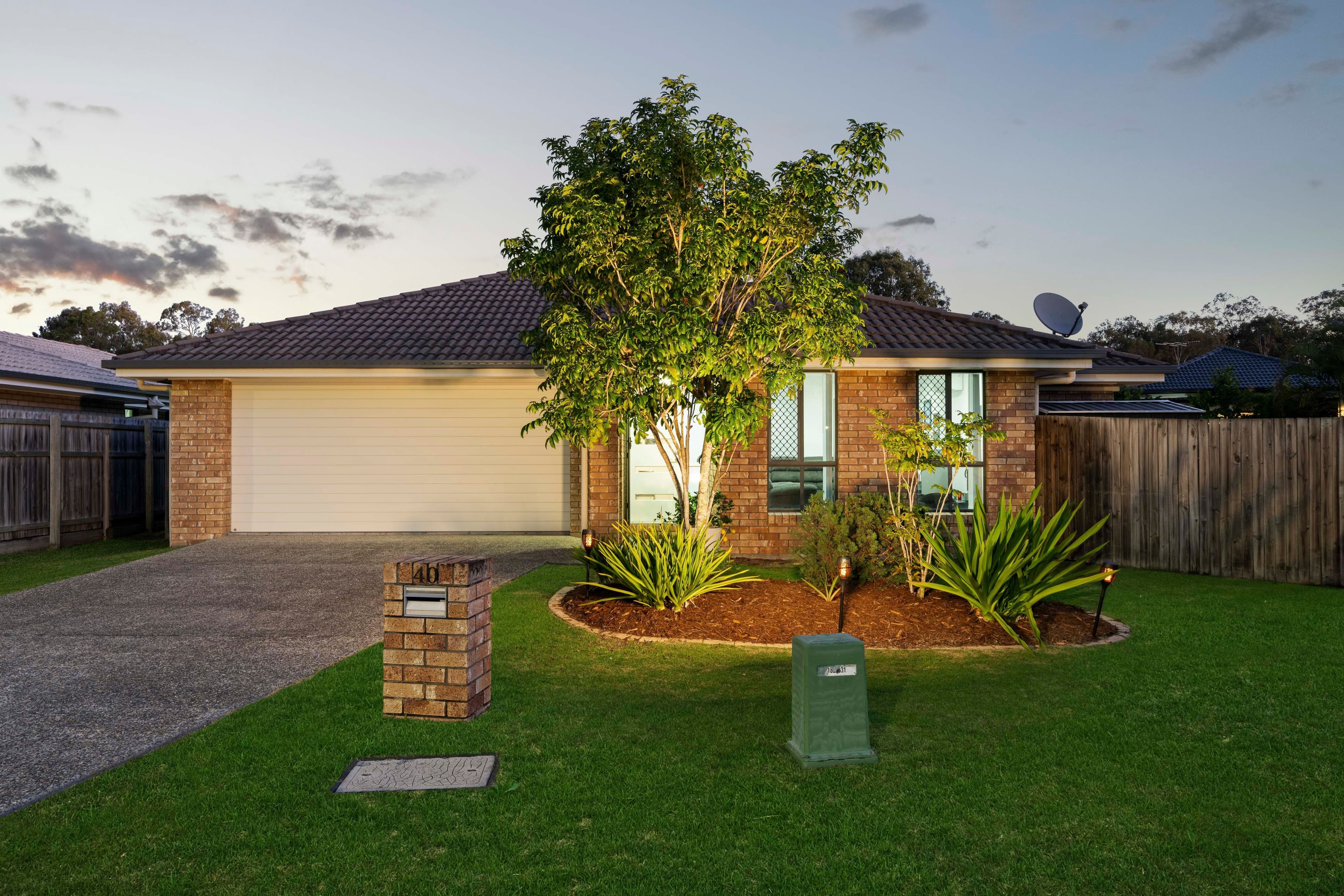 40 Fred Pham Crescent, Doolandella QLD 4077, Doolandella - Image 1