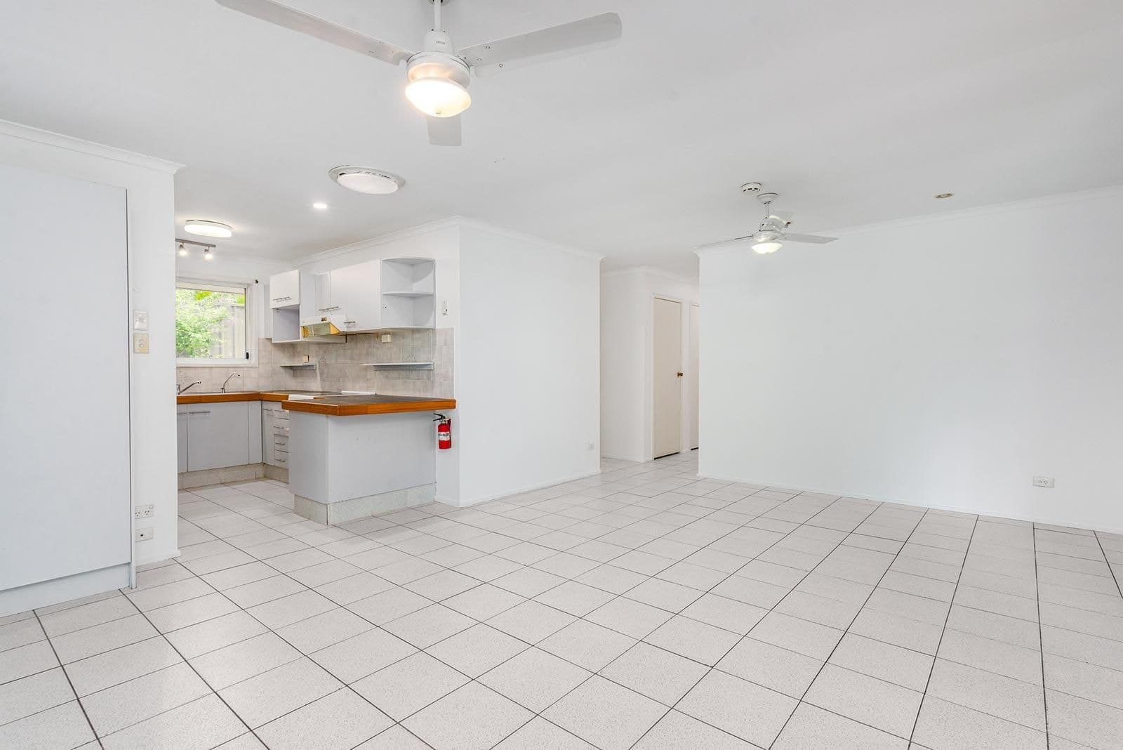 30 Nerang-Broadbeach Road, Nerang QLD 4211, Nerang - Thumbnail 7