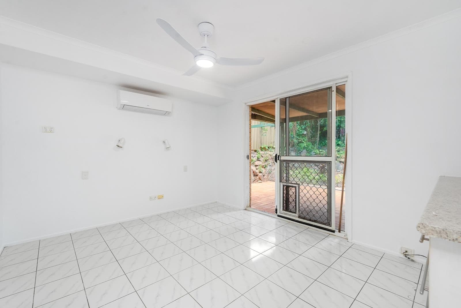 30 Nerang-Broadbeach Road, Nerang QLD 4211, Nerang - Thumbnail 8