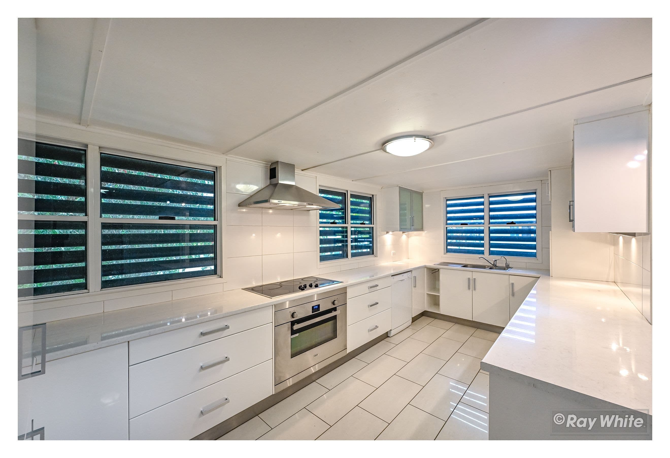 270 Upper Dawson Road, The Range QLD 4700, The Range - Thumbnail 7