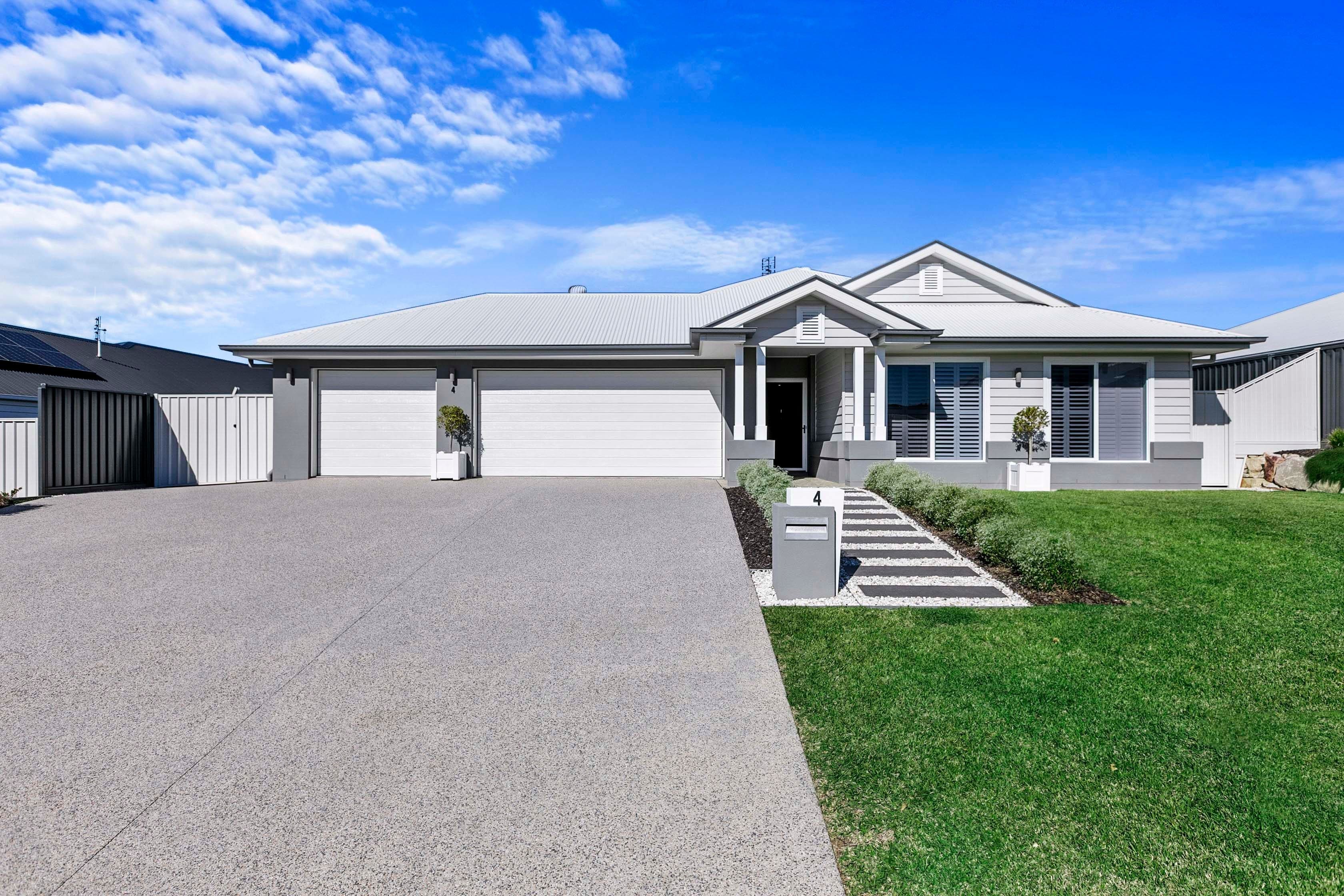 4 Caraway Court, Nikenbah QLD 4655, Nikenbah - Image 1