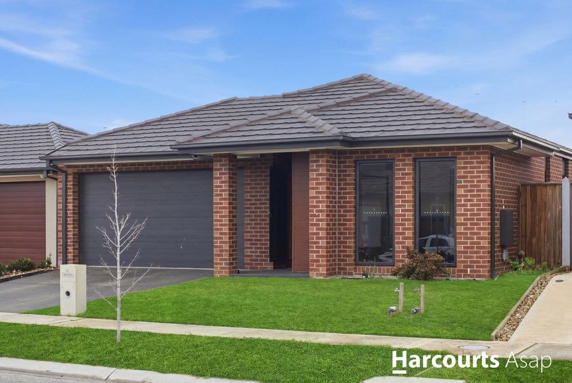 18 Sakura Drive, Beaconsfield, VIC 3807, Beaconsfield - Image 1