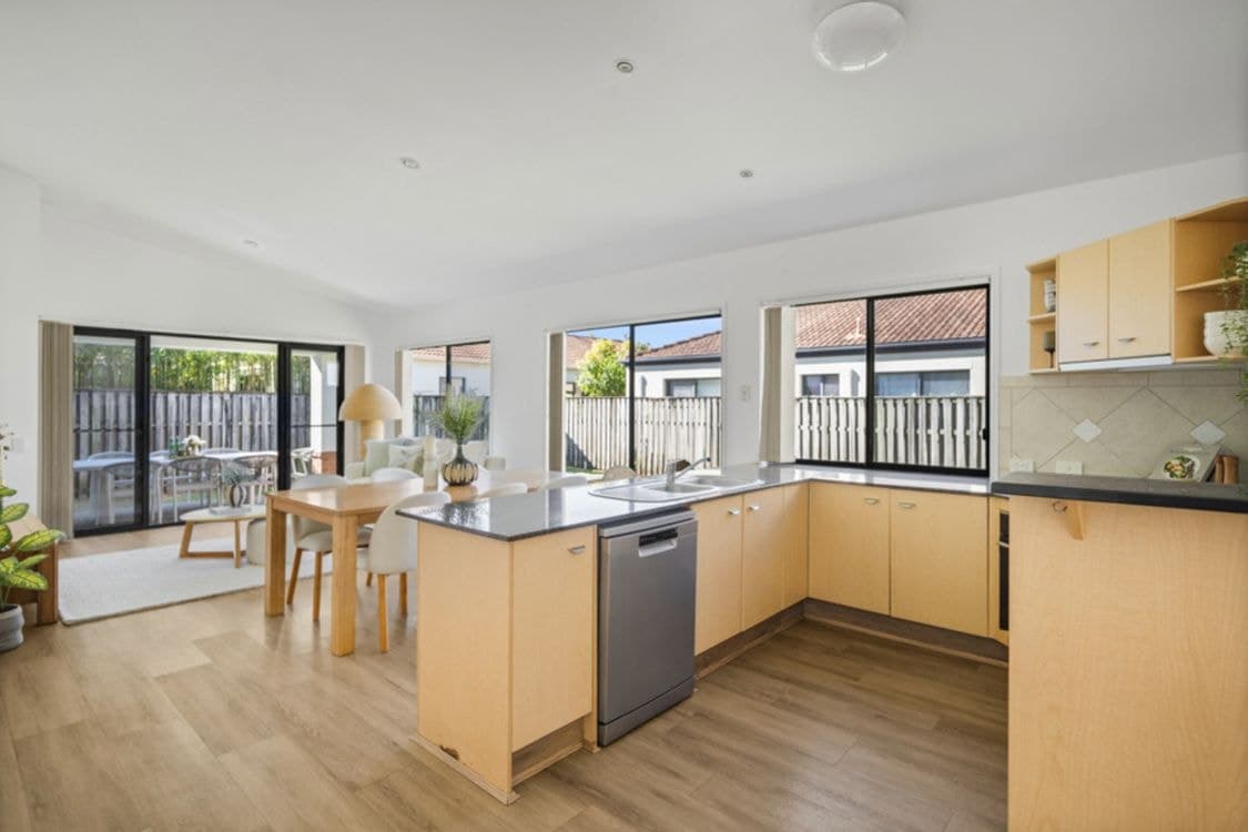 39 Nardoo Street, Robina, QLD 4226, Robina - Thumbnail 5