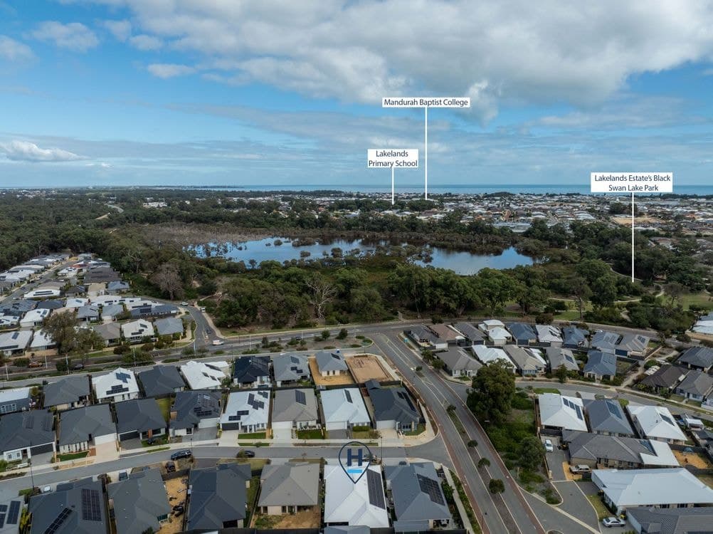 40 Barracoota Loop, LAKELANDS, WA 6180, Lakelands - Thumbnail 5