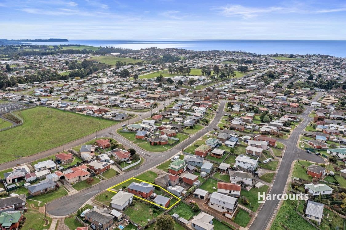 31 Winter Avenue, UPPER BURNIE, TAS 7320, Upper Burnie - Thumbnail 3