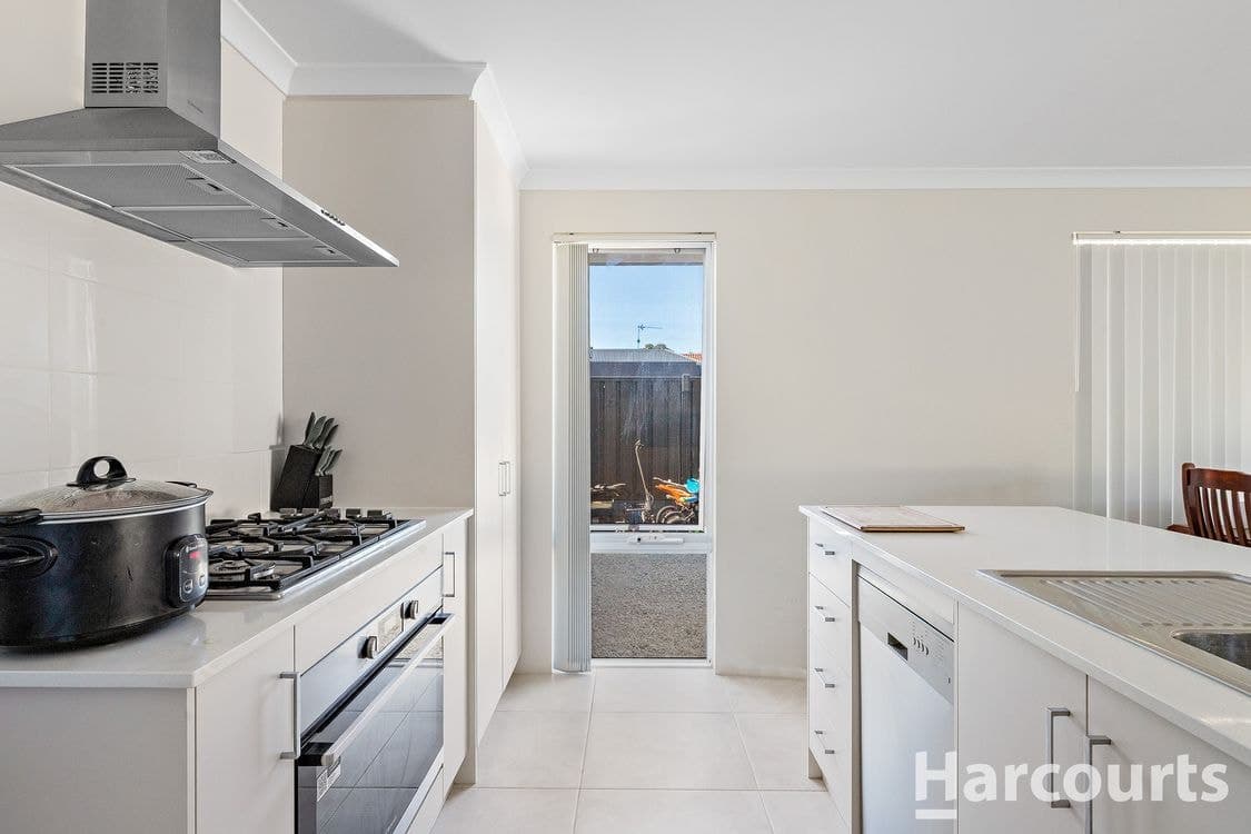 7B Wood Avenue, WAROONA, WA 6215, Waroona - Thumbnail 4