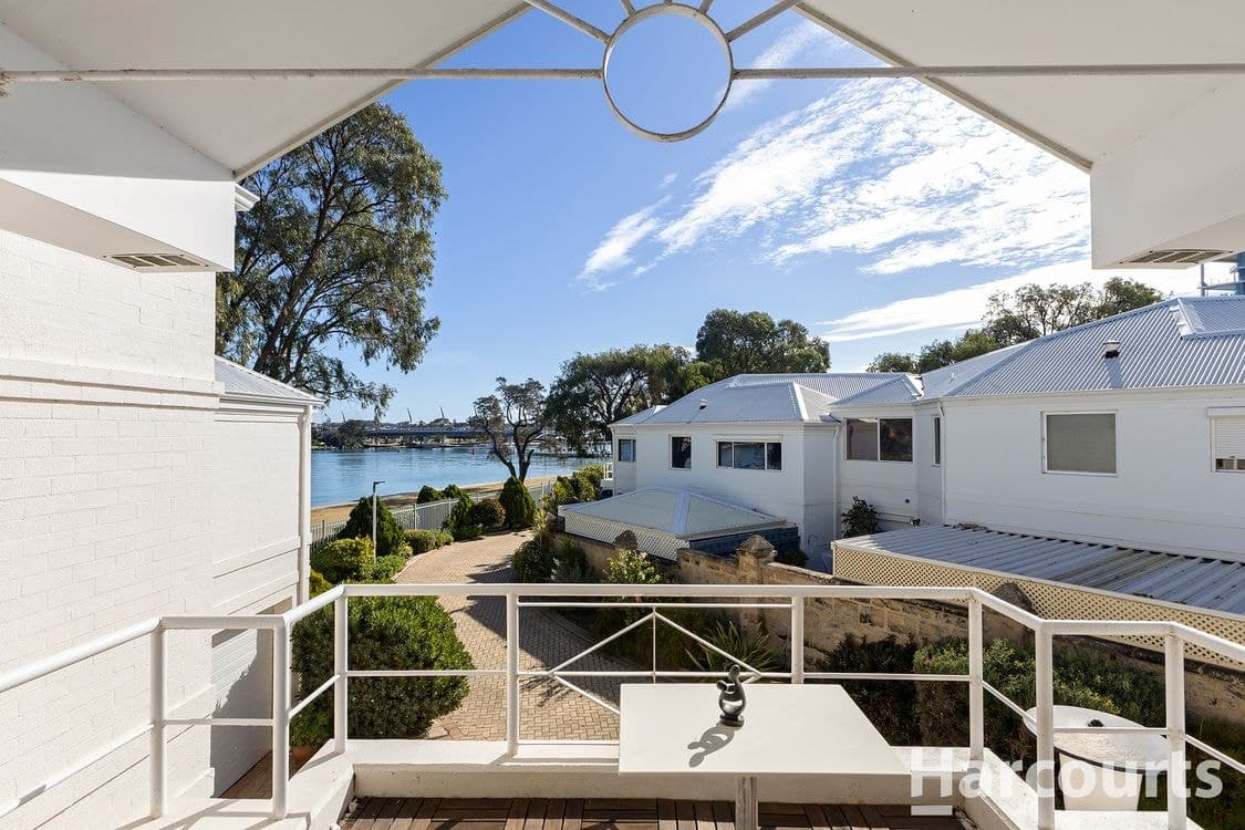 10/3 Leslie Street, DUDLEY PARK, WA 6210, Dudley Park - Thumbnail 2