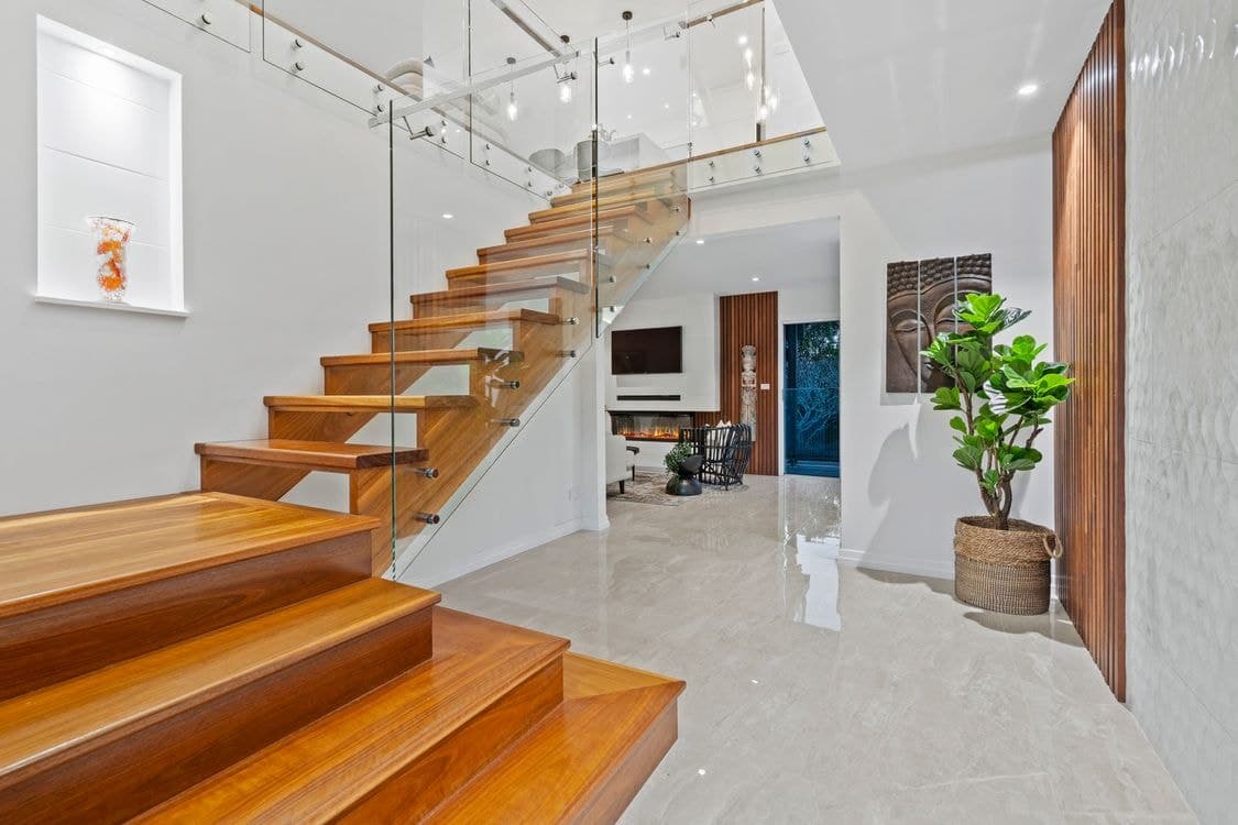 23 Ringara Street, MANLY WEST, QLD 4179, Manly West - Thumbnail 2
