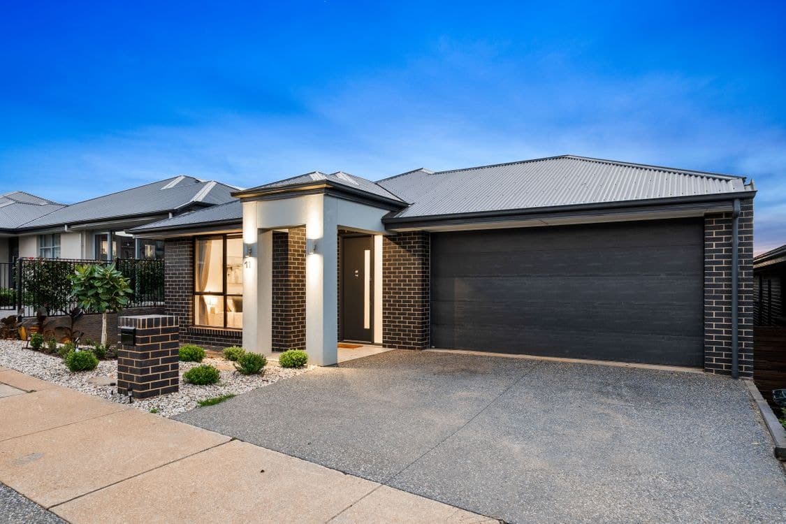 11 Muirfield Street, MOUNT BARKER, SA 5251, Mount Barker - Image 1