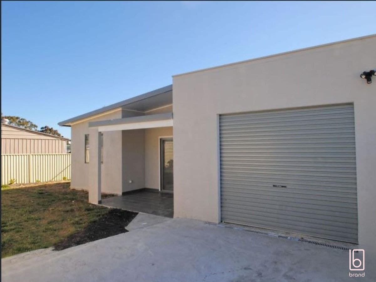 2A Kingston Road, KANWAL, Kanwal - Thumbnail 3