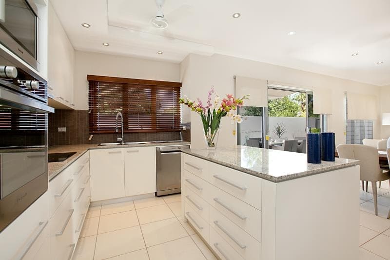 16/125 Dickward Dve, Coconut Grove, Coconut Grove - Thumbnail 3