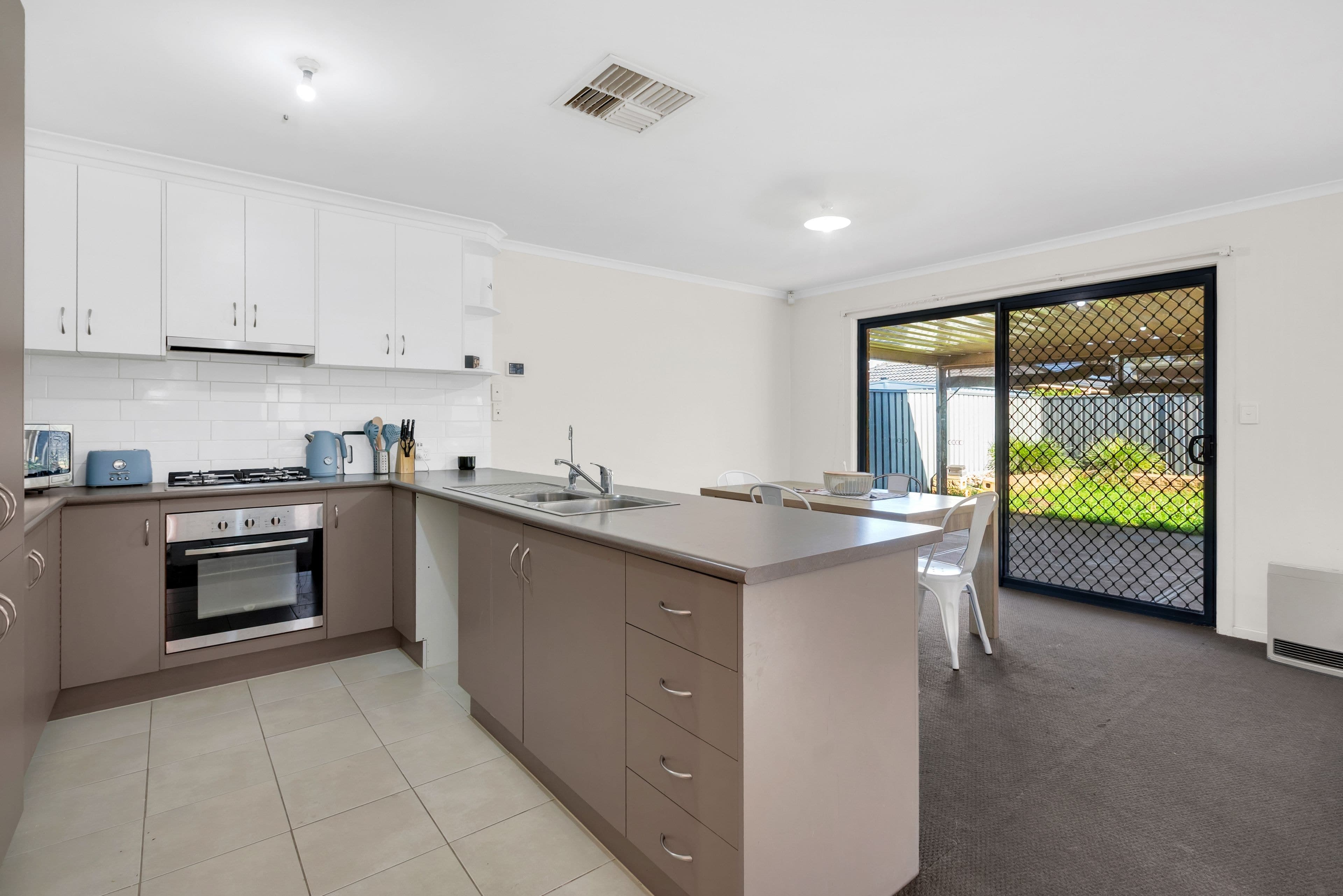 6 Semillon Crescent, Andrews Farm SA 5114, Andrews Farm - Thumbnail 3