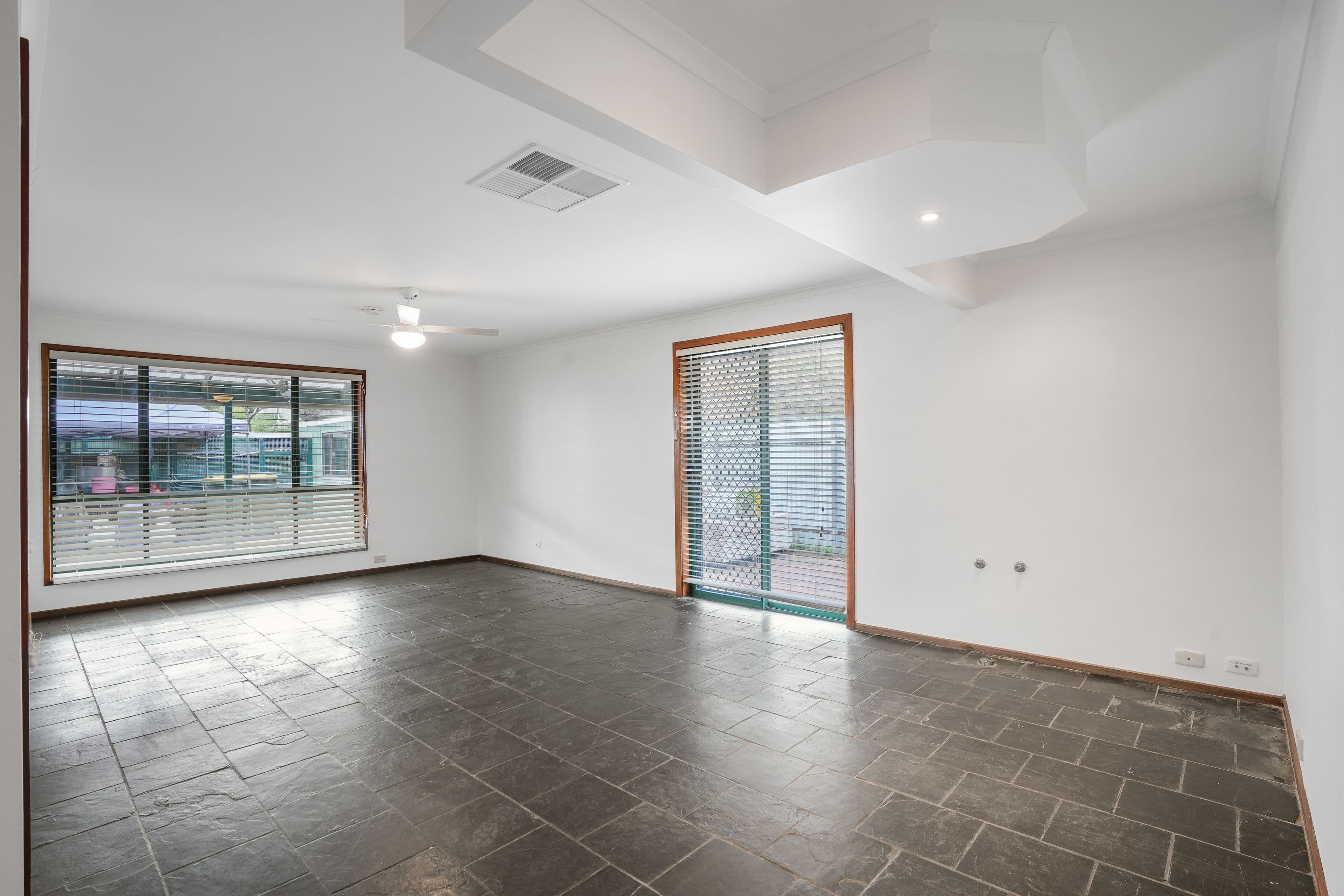 6 Carman Close, Hillbank SA 5112, Hillbank - Thumbnail 8