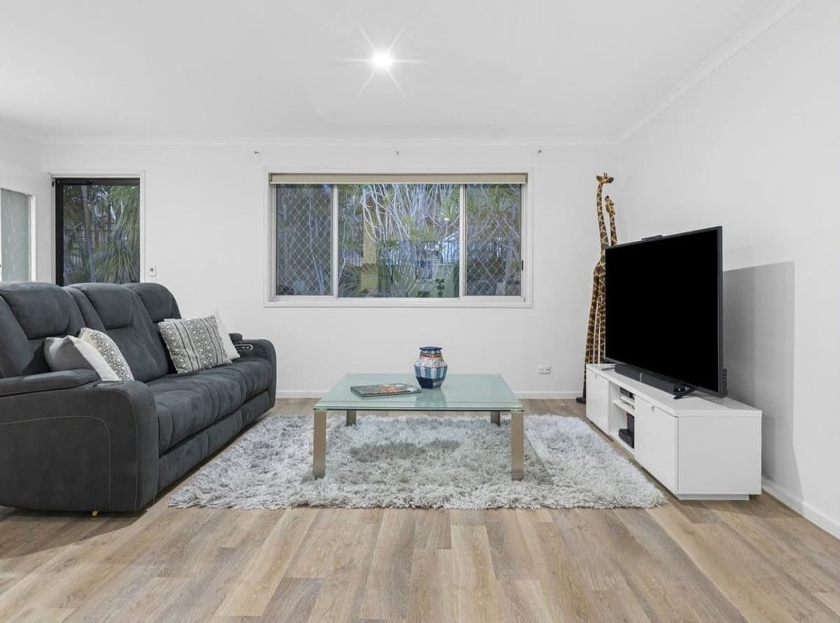 100 Dennis Road, Springwood - Thumbnail 5