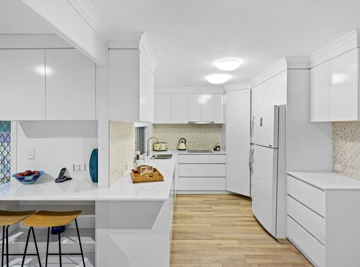 100 Dennis Road, Springwood - Thumbnail 8