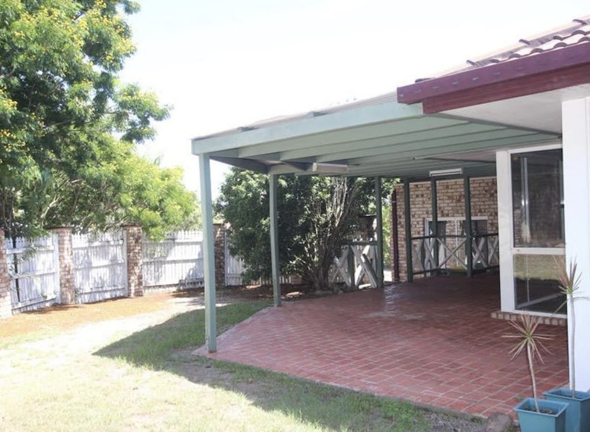 1 Kite Place, Albany Creek - Thumbnail 2