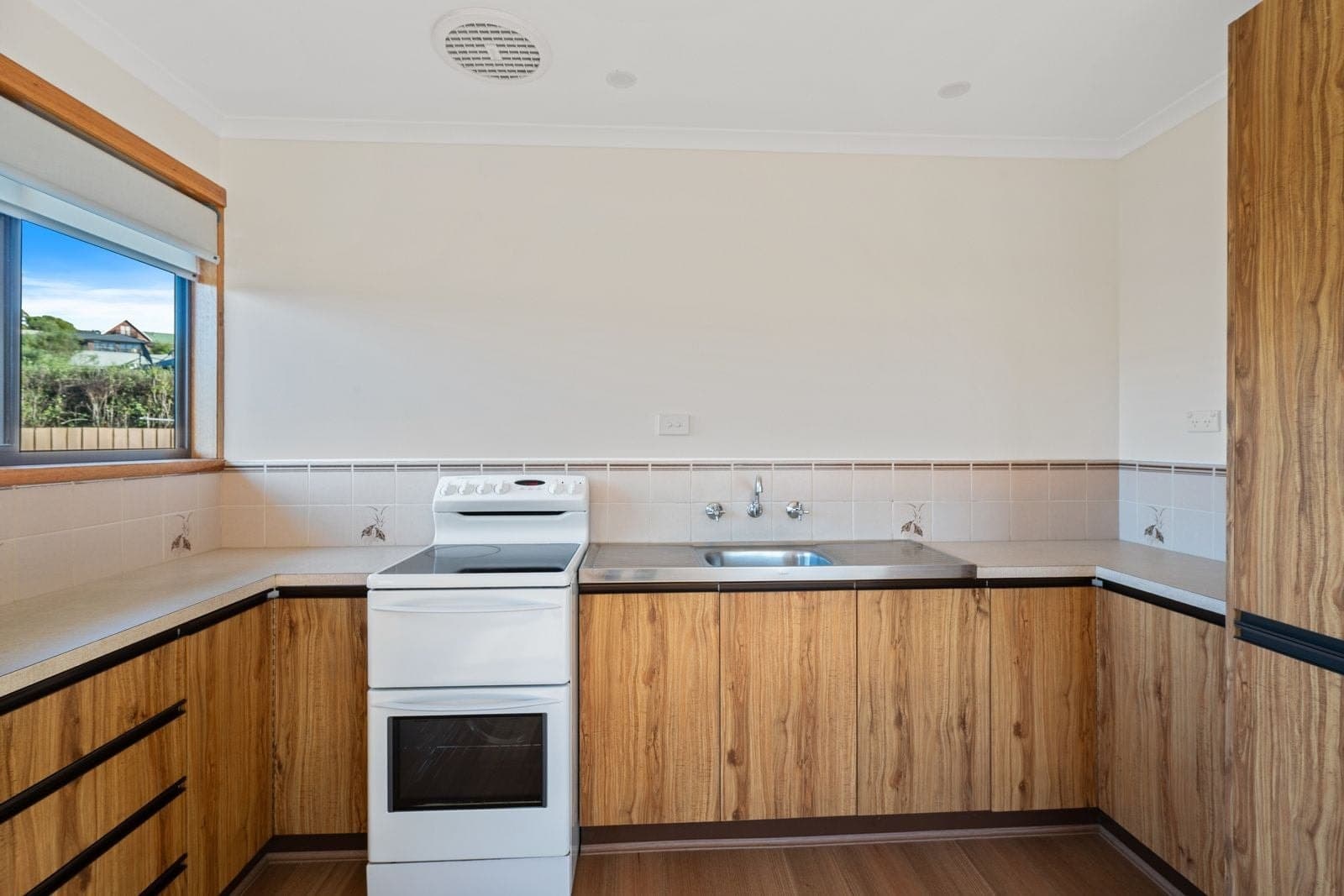 9 Nansen Court, Margate, Margate - Thumbnail 4