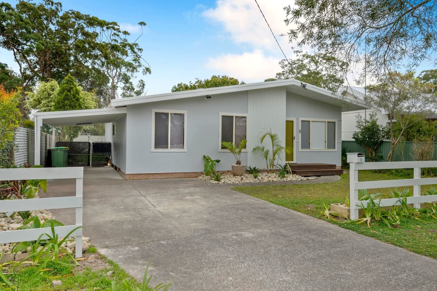 5 Florence Avenue, Tumbi Umbi, Tumbi Umbi - Image 1