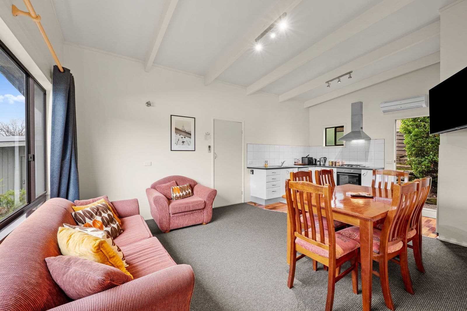 5/4 Omega Street, Merrijig VIC 3723, Merrijig - Thumbnail 3