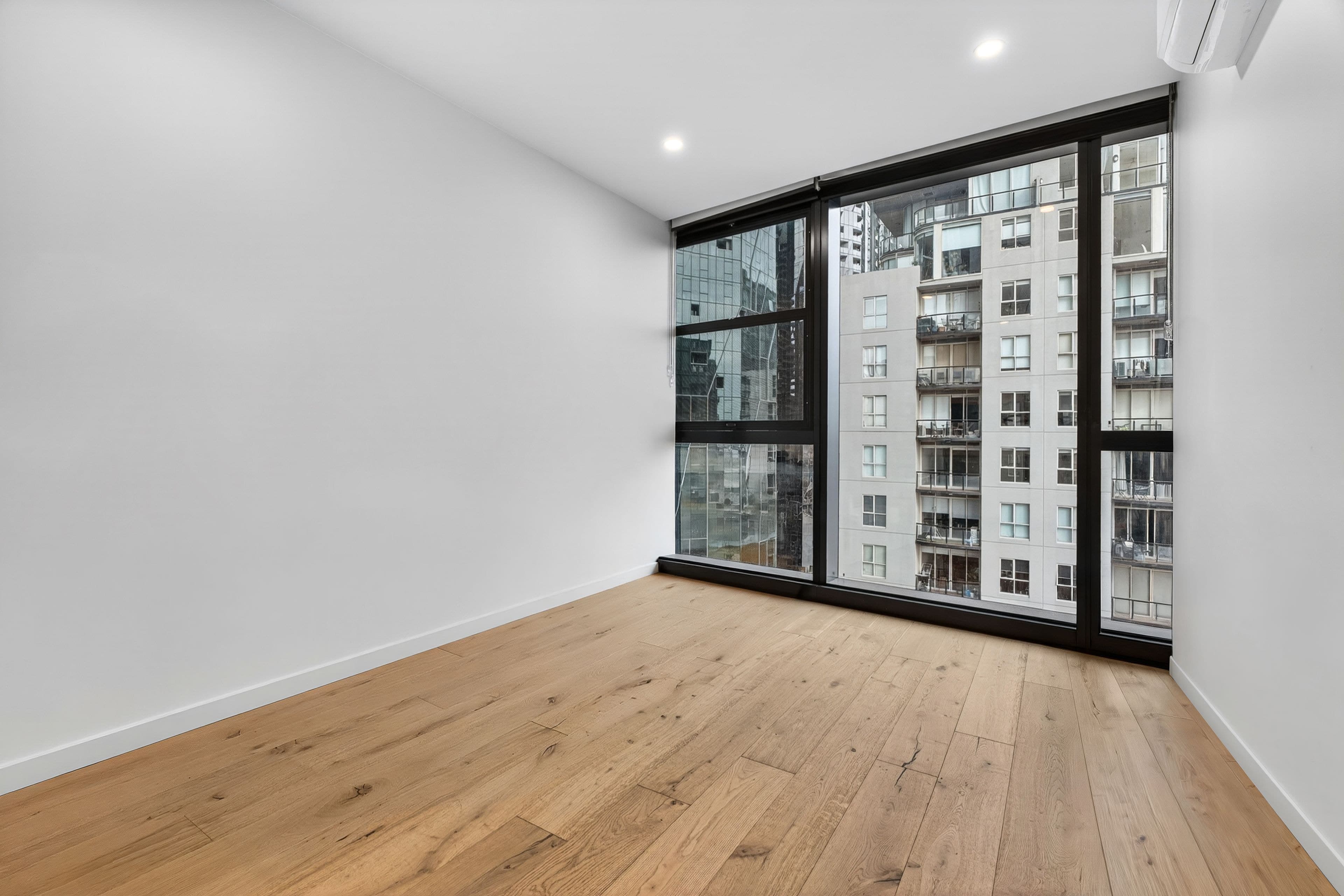 1808/301 King Street, Melbourne VIC 3000, Melbourne - Thumbnail 5