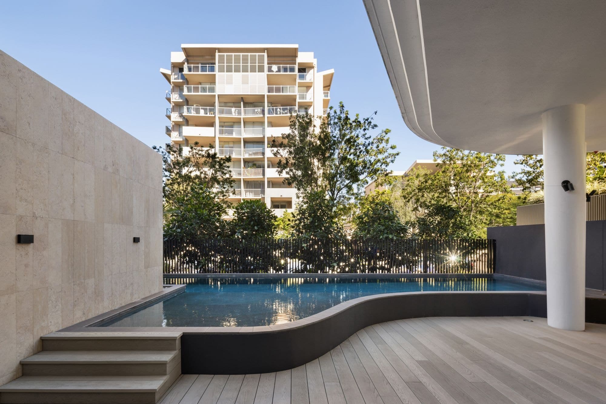 602/20 Castlebar Street, Kangaroo Point QLD 4169, Kangaroo Point - Thumbnail 2
