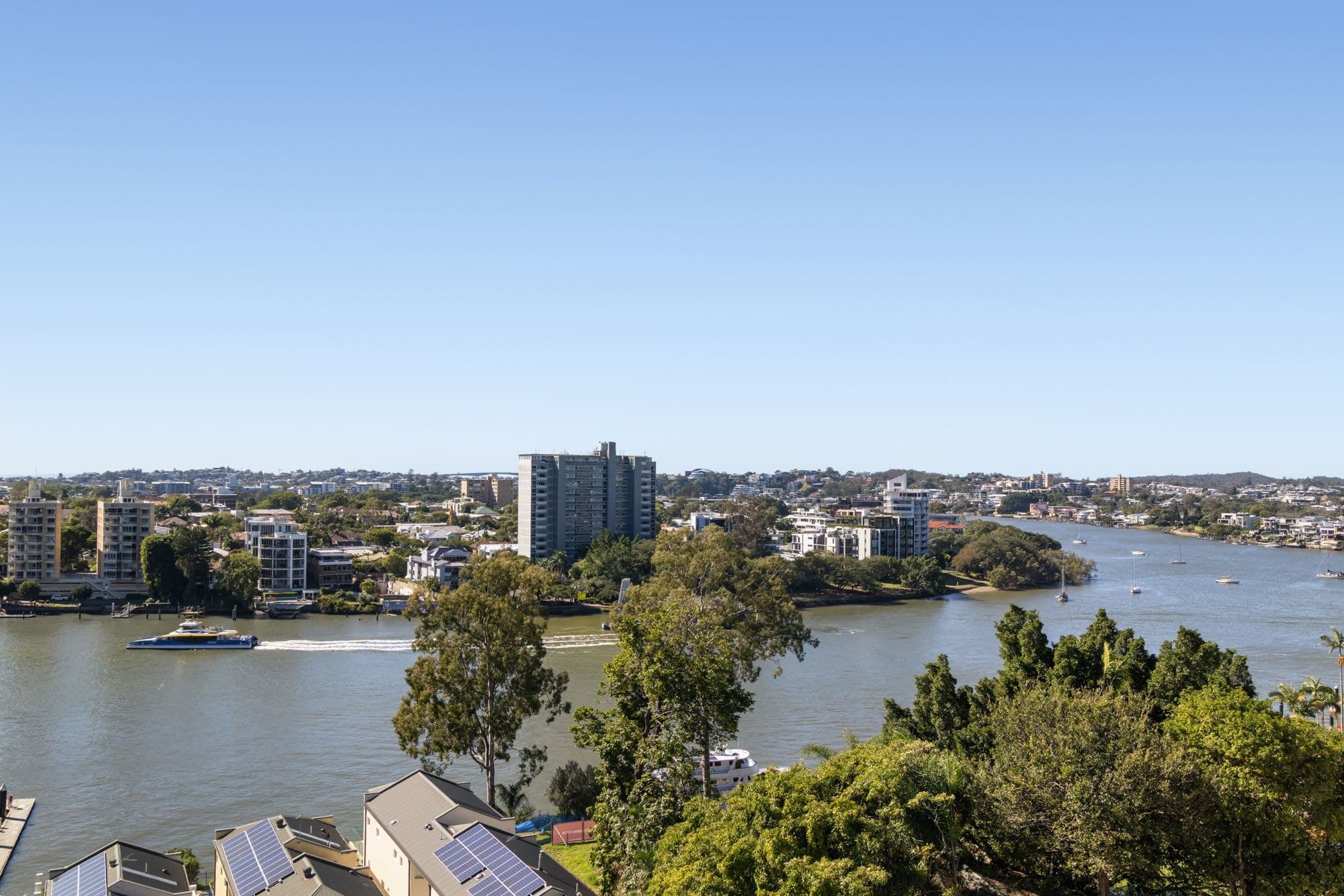 602/20 Castlebar Street, Kangaroo Point QLD 4169, Kangaroo Point - Thumbnail 3