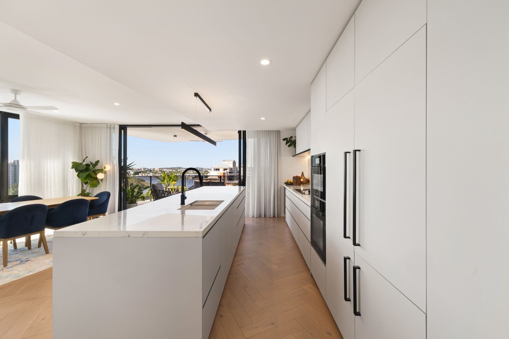 602/20 Castlebar Street, Kangaroo Point QLD 4169, Kangaroo Point - Thumbnail 8