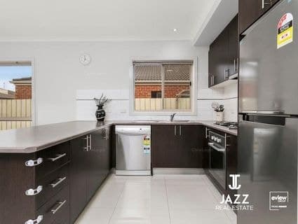 16 Bliss Street, Point Cook - Thumbnail 8