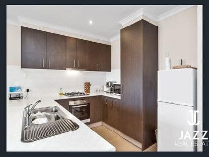 266 Boardwalk Boulevard, Point Cook - Thumbnail 7