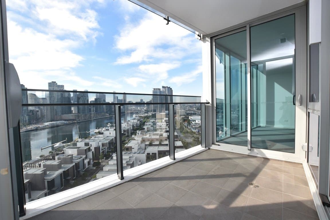 1305/81 South Wharf Drive, Docklands - Image 1