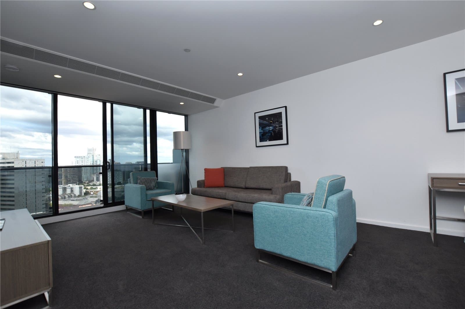 2211/60 Kavanagh Street, Southbank - Image 1