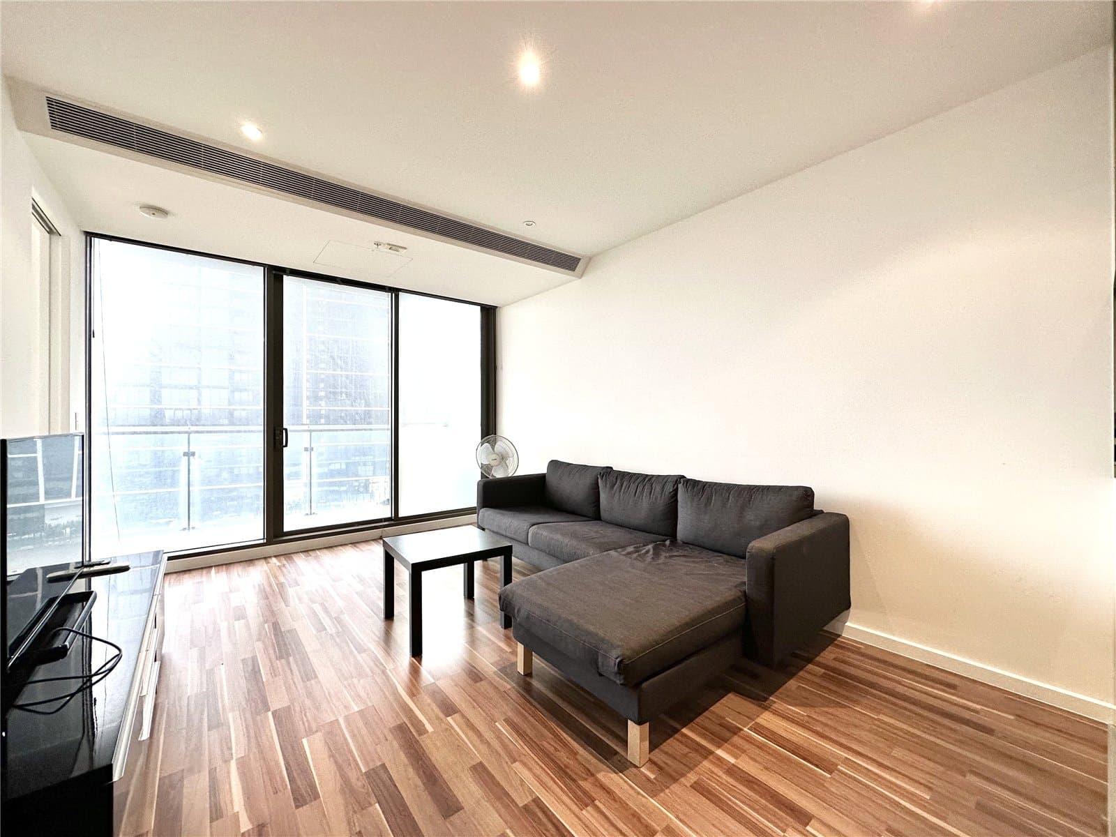 1205/118 Kavanagh Street, Southbank - Thumbnail 2
