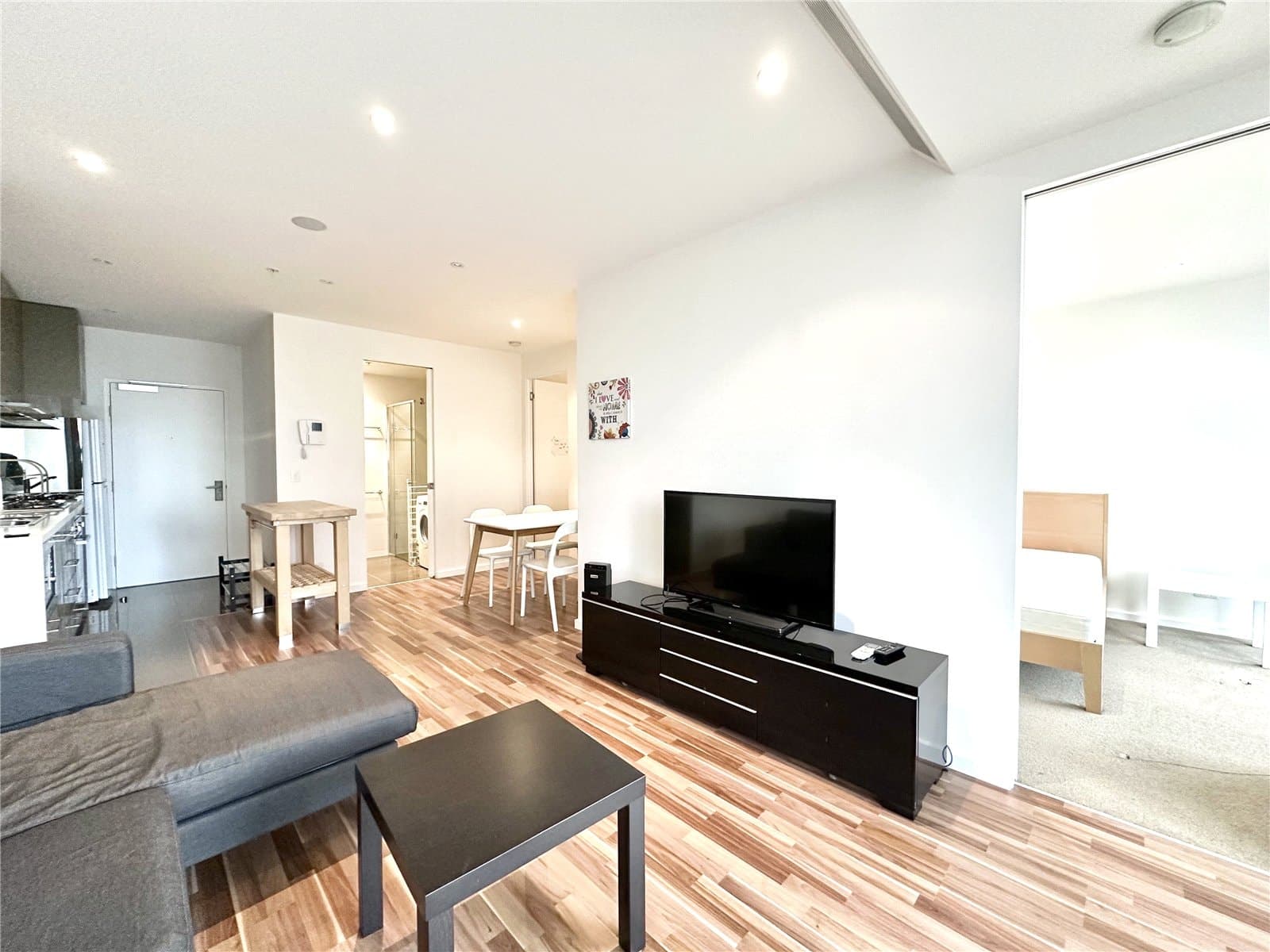 1205/118 Kavanagh Street, Southbank - Thumbnail 4