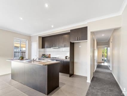 18 Home Road, Point Cook - Thumbnail 4