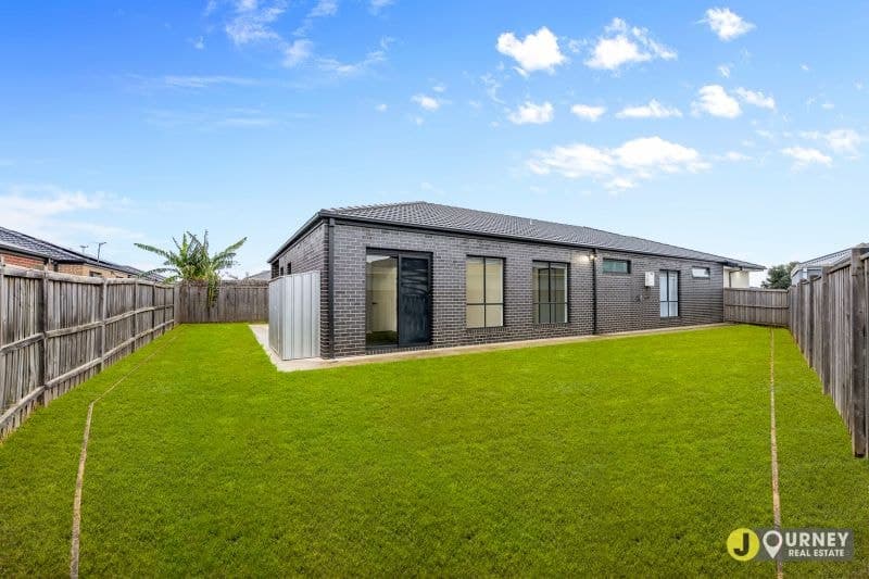 7 Clowes Street, Mickleham VIC, Mickleham - Image 1