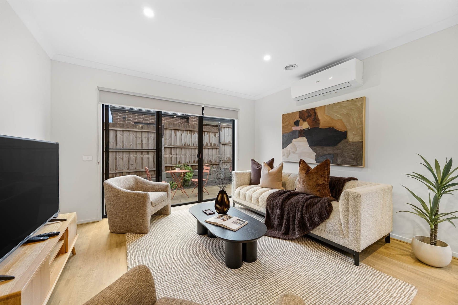11 League Road, Donnybrook - Thumbnail 2